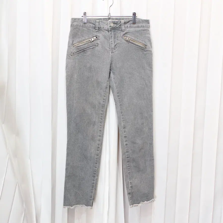 Product Details - 1