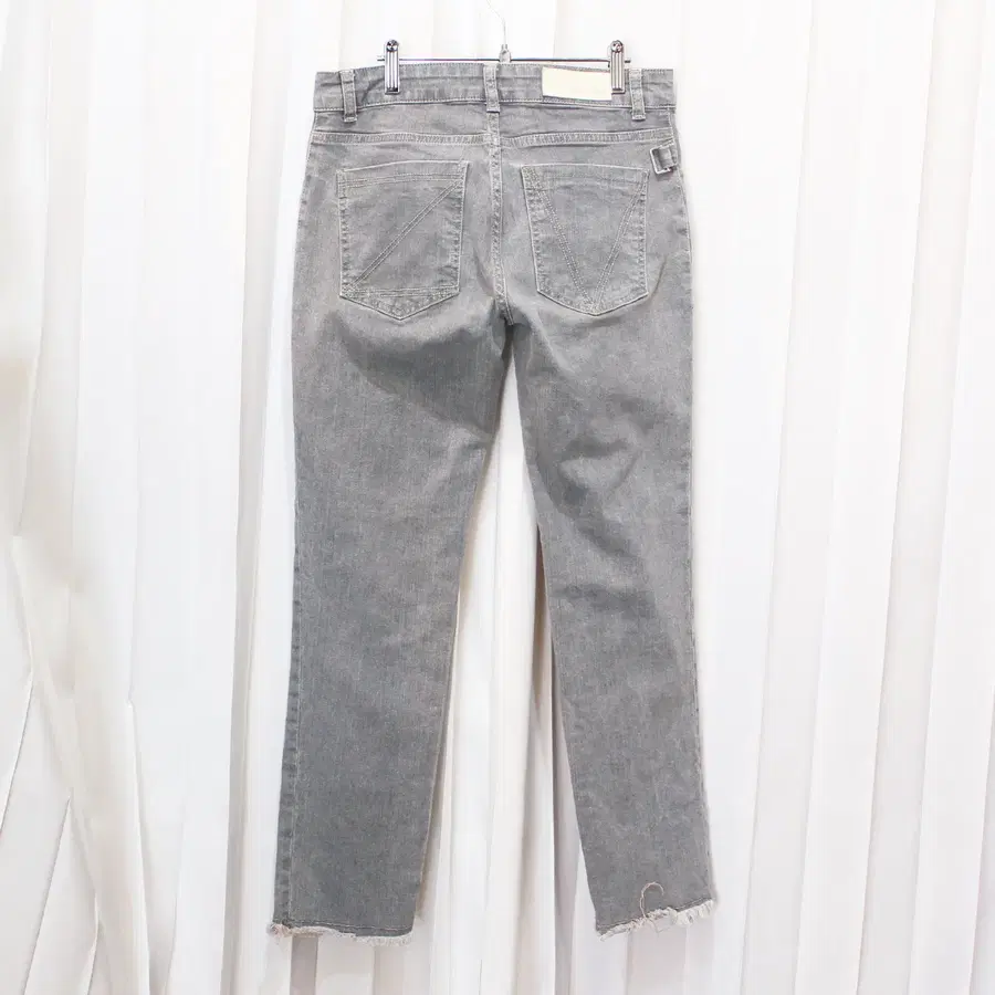 Product Details - 4