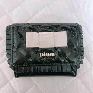 pium 에나멜 리본 퀼팅 미니 지갑