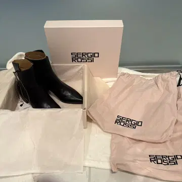 Sergio Rossi 블랙 가죽 부츠 38