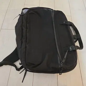 BLACK EMBER FORGE30 백팩