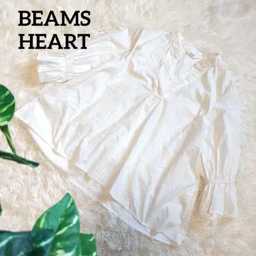 빔즈 하트 프릴 소매 블라우스 7부 소매