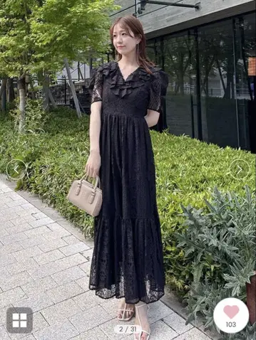 미사용 새상품 택 포함 스나이델 볼륨 프릴 레이스 원피스