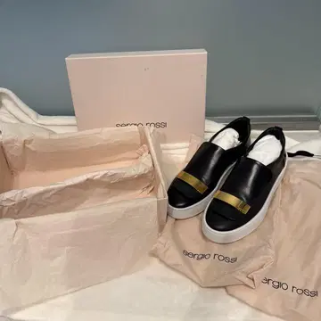 세르지오 로시 블랙 슬립온