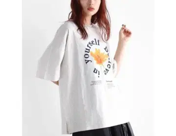 플라워 프린트 티셔츠(그레이)