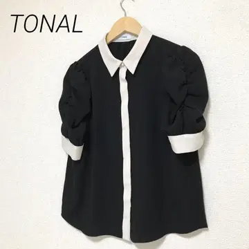TONAL 토날 바이컬러 펄 버튼 블라우스
