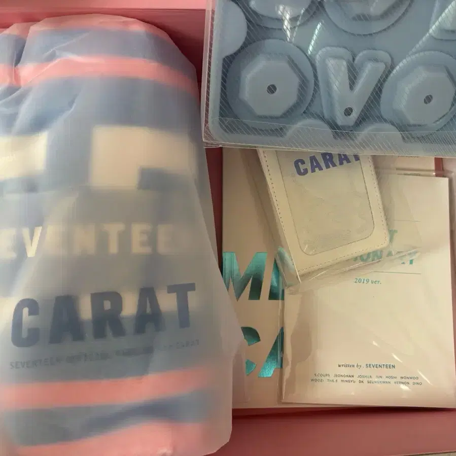 SEVENTEEN韓国公式ファンクラブ4th CARAT グッズセット SEVENTEEN | 세븐틴 Seventeen 4th Carat Kit wts on Bunjang