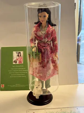 바비 인형 롤라의 패션 부티크