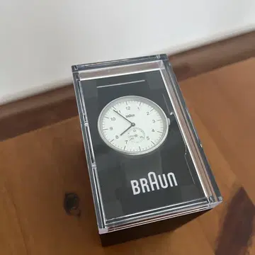 BRAUN 손목시계