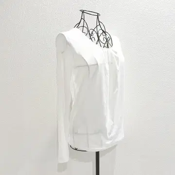 리미티드 에디션 티셔츠 M 화이트 심플 베이직 예쁜