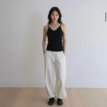 OHOTORO 슬라이스 카고 팬츠 아이보리