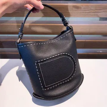 델보 델보 Pin 에클라 ECLAT Box Calf 블랙