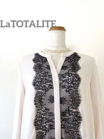 새상품급 LaTOTALITE 토타리테 드레이프감 레이스 블라우스