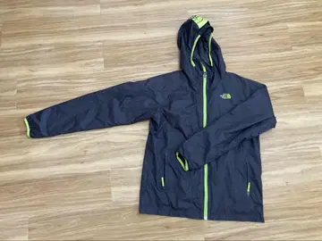 THE NORTH FACE 다크 그레이 나일론 자켓