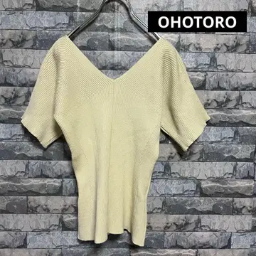 OHOTORO V 하프 니트 V 넥 반팔 리브 니트 티셔츠
