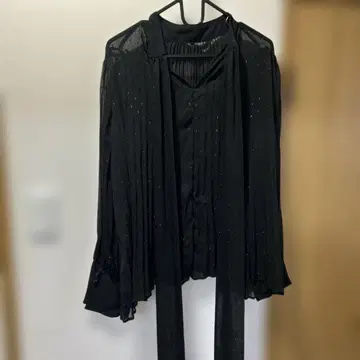 rienda 프리 사이즈 플리츠 블라우스
