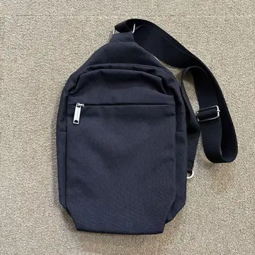 마리메꼬 KORTTELI CROSSBODY