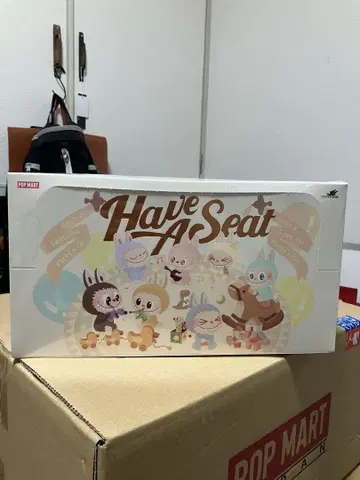 LABUBU THE MONSTERS Have A Seat 봉제 인형