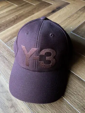 Y-3 퍼플 캡 중고