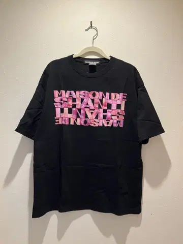 MAISON DE SHANTI 블랙 티셔츠 M