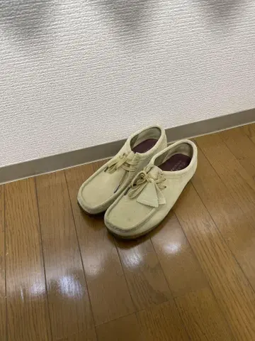CLARKS 왈라비 메이플