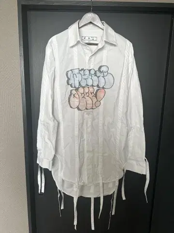 Off-White 그래픽 프린트 긴팔 셔츠