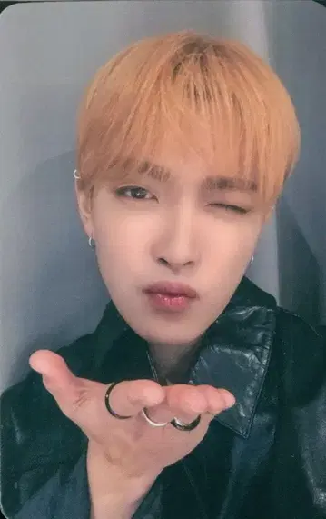 ATEEZ fromm 스토어 VC 홍중 더 월드 EP.FIN:WILL