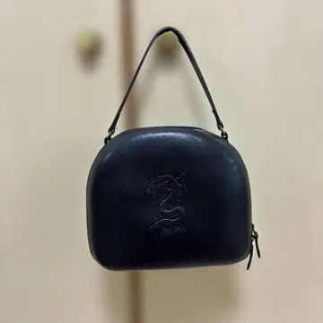 Jean Paul Gaultier 장 폴 고티에  용 엠보 핸드백