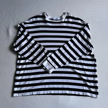 그라프페이퍼 Border L/S Tee 블랙