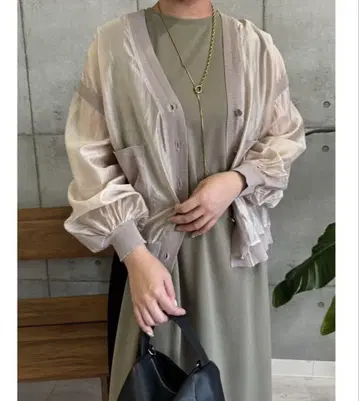ROSIEE 로지 시어 가디건 베이지