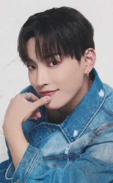 ATEEZ NOT OKAY HONG JOONG 트레이딩 카드
