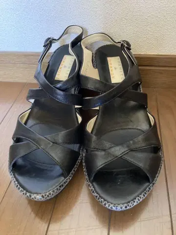 요시토 샌들 23.5