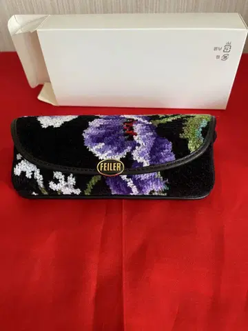 페라 안경 케이스