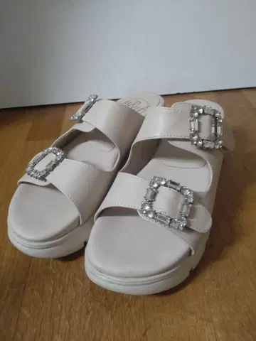 unReef 안리프 베이지 샌들 비쥬 포함 L 사이즈 24cm