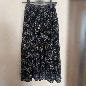 La boutique BonBon 미니 꽃무늬 프린트 롱 스커트 M