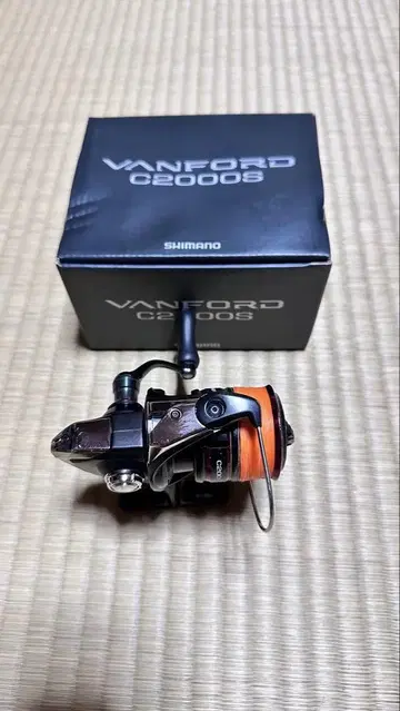 SHIMANO VANFORD C2000S 스피닝 릴