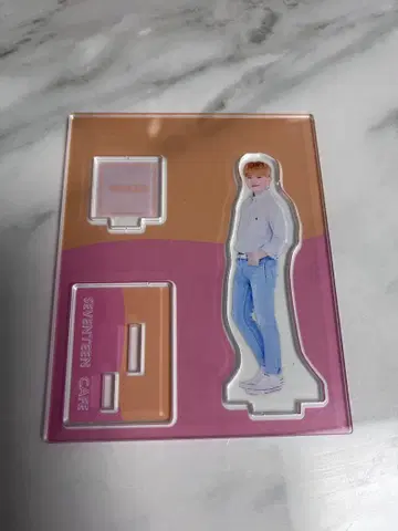 세븐틴 카페 2020 우지 아크릴 스탠드
