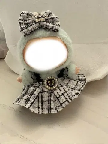 러브부 의류 옷 갈아입기
