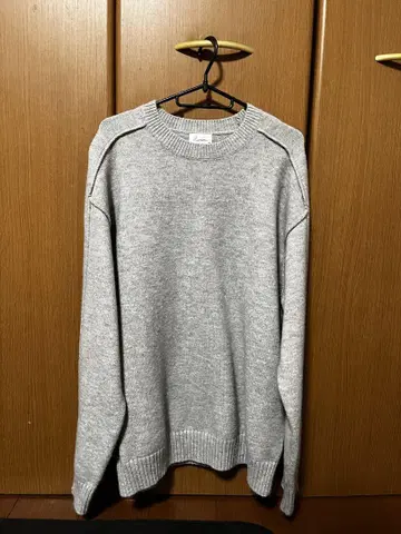 슬릿 라인 라운드 니트 그레이 XL