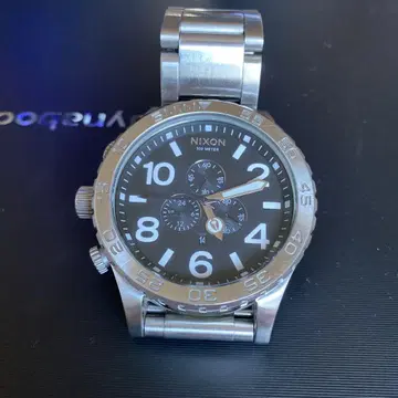 NIXON 크로노그래프 51-30 새상품급 중고품 레어템
