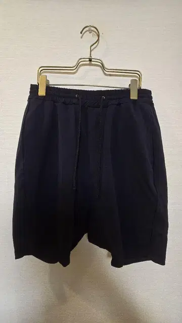 CAMBIO 네이비 숏 팬츠