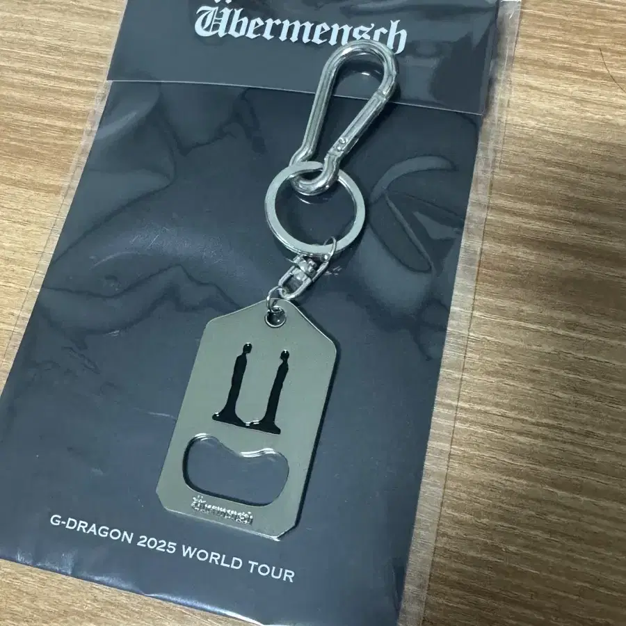 【PEACEMINUSONE】 G-DRAGON Ubermensch Keycap Keyring s-l400.jpg