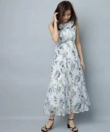 Rirandture 큰 꽃 플리츠 티어드 원피스