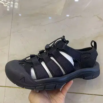 KEEN 26cm 새상품 스포츠 샌들 블랙