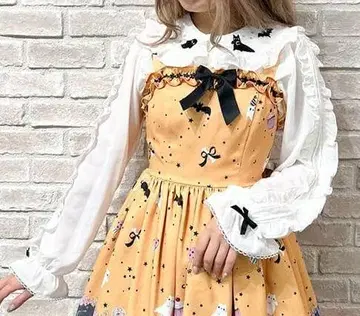axes femme 엑시즈팜 할로윈 나이트 자수 블라우스 셔츠