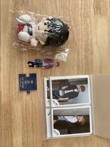 간사이 조니스 봉제 인형과 아크릴 스탠드 세트, 사진