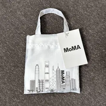 MoMA Hong Kong 한정판 baggu