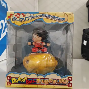 DRAGON BALL 달리는 알람 시계