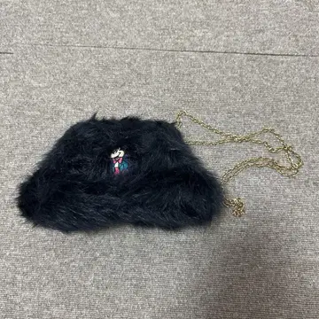 ACCOMMODE 미키 퍼 백 네이비