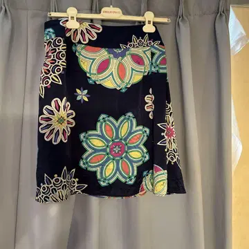 EMILIO PUCCI 플라워 프린트 플레어 스커트 실크
